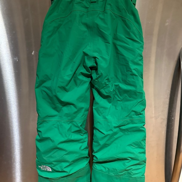 NWT THE NORTH FACE HYVENT YOUTH SNOW/SKI PANTS SIZE 7/8 - Picture 2 of 9